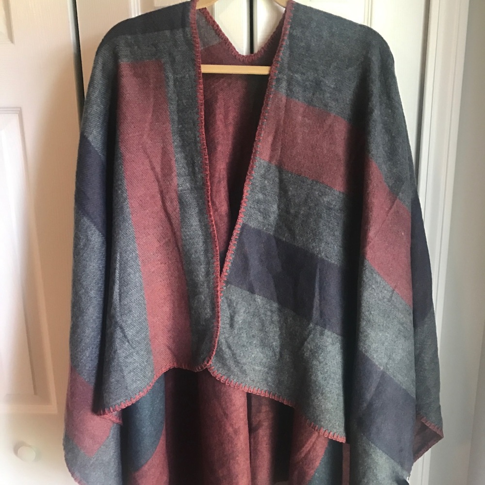 BB Dakota poncho